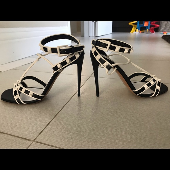 NEW Valentino Garavani Rockstud Sandals 36.5 - Picture 3 of 14